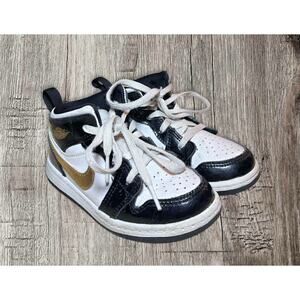 Air Jordan 1 mid SE metallic gold patent black kids sneaker‎ 8.5